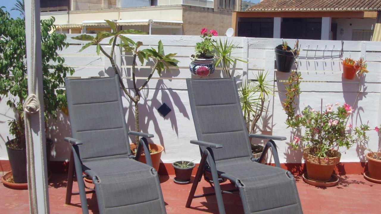 Centrico Atico Apt 100M2 Patio Almunecar Luaran gambar