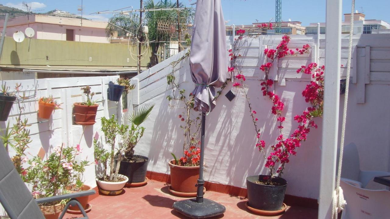 Centrico Atico Apt 100M2 Patio Almunecar Luaran gambar