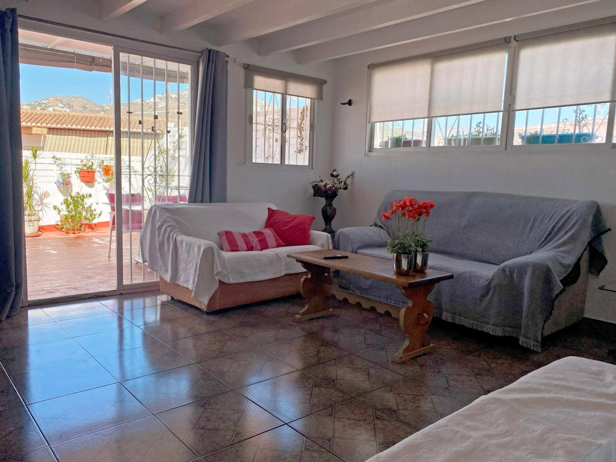 Centrico Atico Apt 100M2 Patio Almunecar Luaran gambar